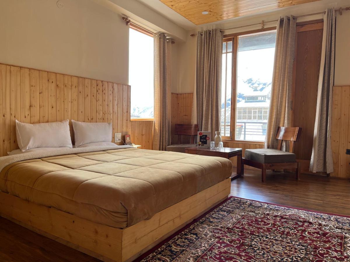 The Bulevar - Whispering Willows Hotel Sissu Exterior foto